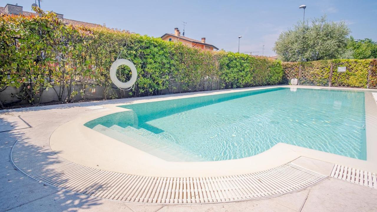 Endless Summer Sirmione - Italian Homing Eksteriør billede
